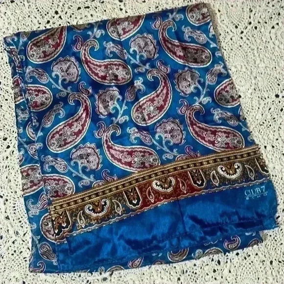 Echo Accessories - Echo Club 7 silk scarf